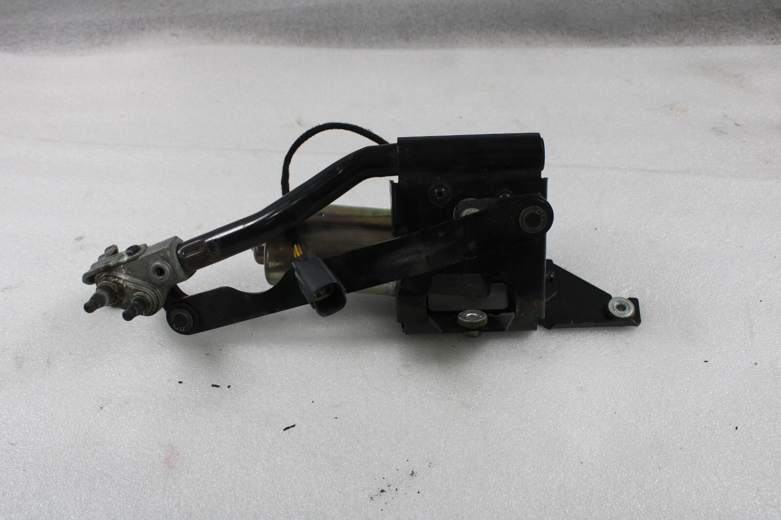 McLaren MP4-12C, Wiper Transmission, w/Motor, Used, P/N 11A5456CP