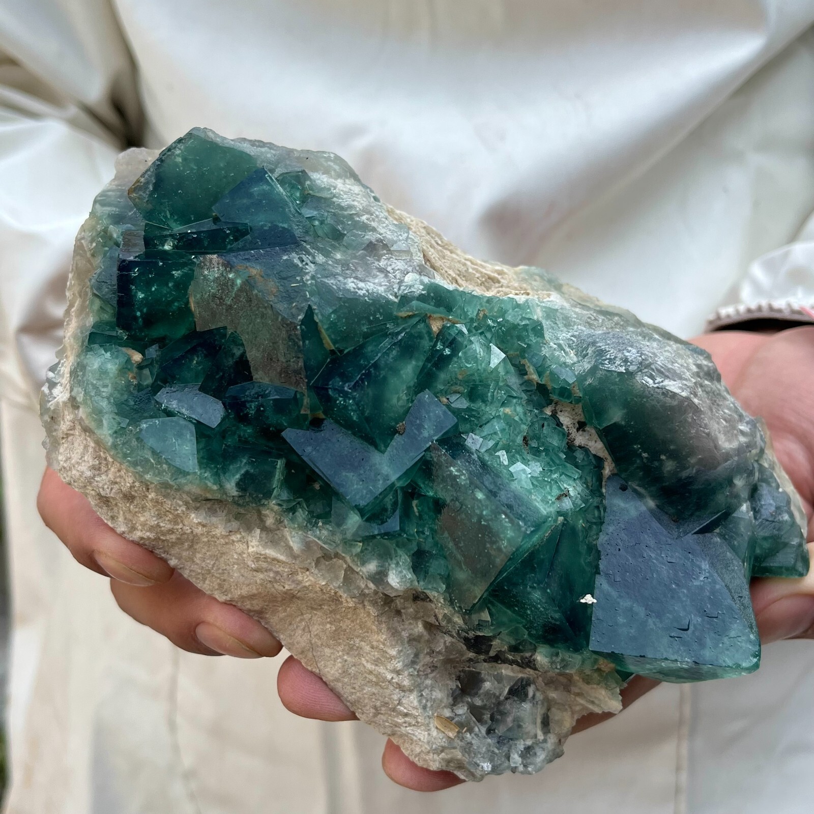 2.4lb Natural Green Fluorite Crystal Quartz Cluster Specimen for Healing