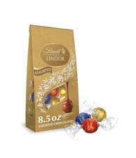 Lindt Lindor Assorted Chocolate Truffles (8.5 oz)