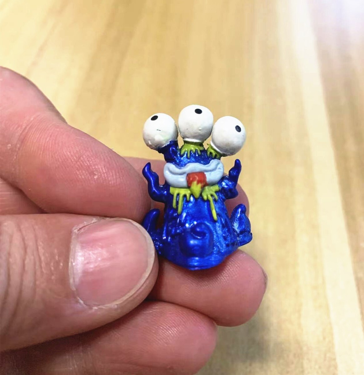 Free Shipping Trash Pack Trashies Astro Ultra Rare Alley Alien Toy