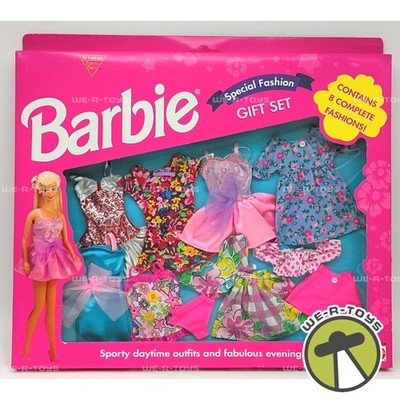 Barbie Special Fashion Gift Set-8 Complete Fashion Outfits 1995