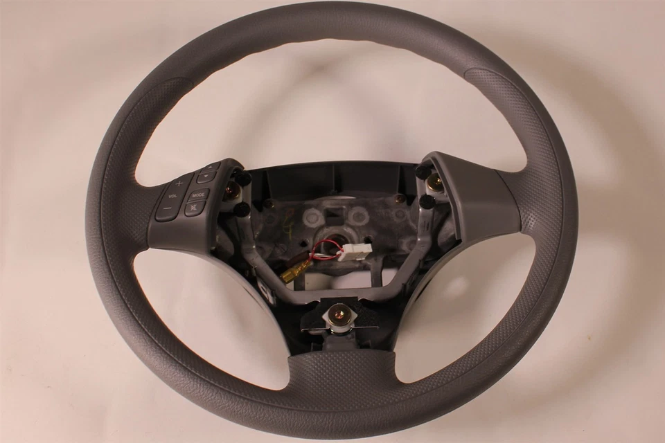 04-06 Volante Mazda MPV LE4532980B72 con audio deportivo gris medio uretano OEM Foto 2 de 4