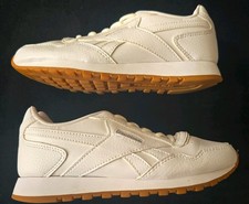 Reebok CL Harman Running Shoes, Kids Size 1- Kids White/Gum Slightly Used