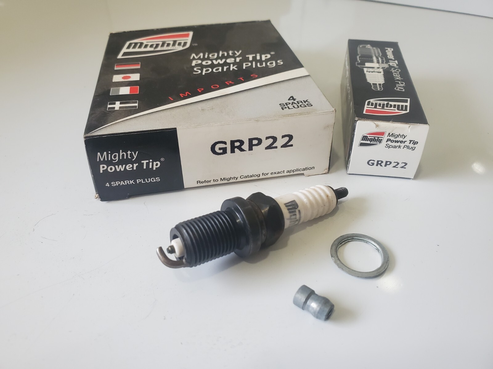 Mighty Platinum Spark Plug Power Tip GRP22 3 pack 