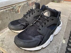 nike huarache id uk
