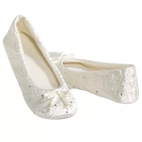Isotoner wedding store slippers