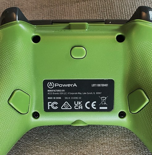 PowerA Olive Microsoft XBOX Enhanced Wired Controller w/Box - PARTS/REPAIR ONLY - Picture 3 of 6