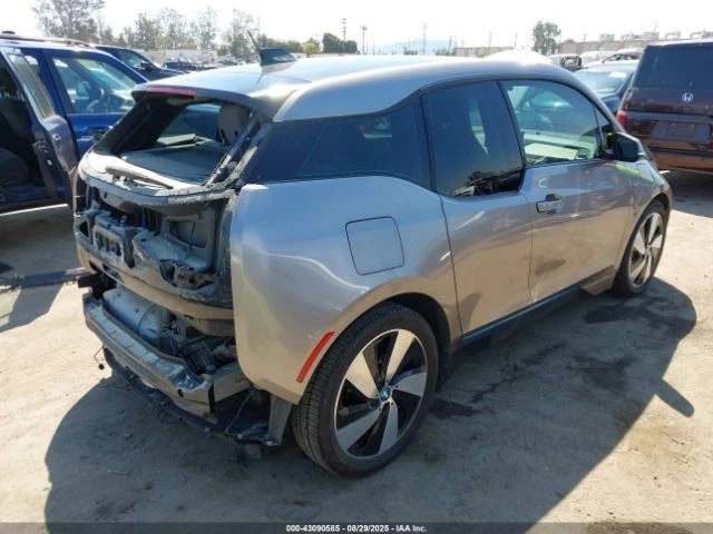 SLV FRONT BUMPER ASSEMBLY 2014-2017 BMW I3 Foto 4 de 4