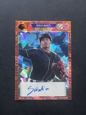 2021 Leaf Pro Set Metal Noveli Marte SSP 1990 Base Orange Crystal Autograph 2/4!