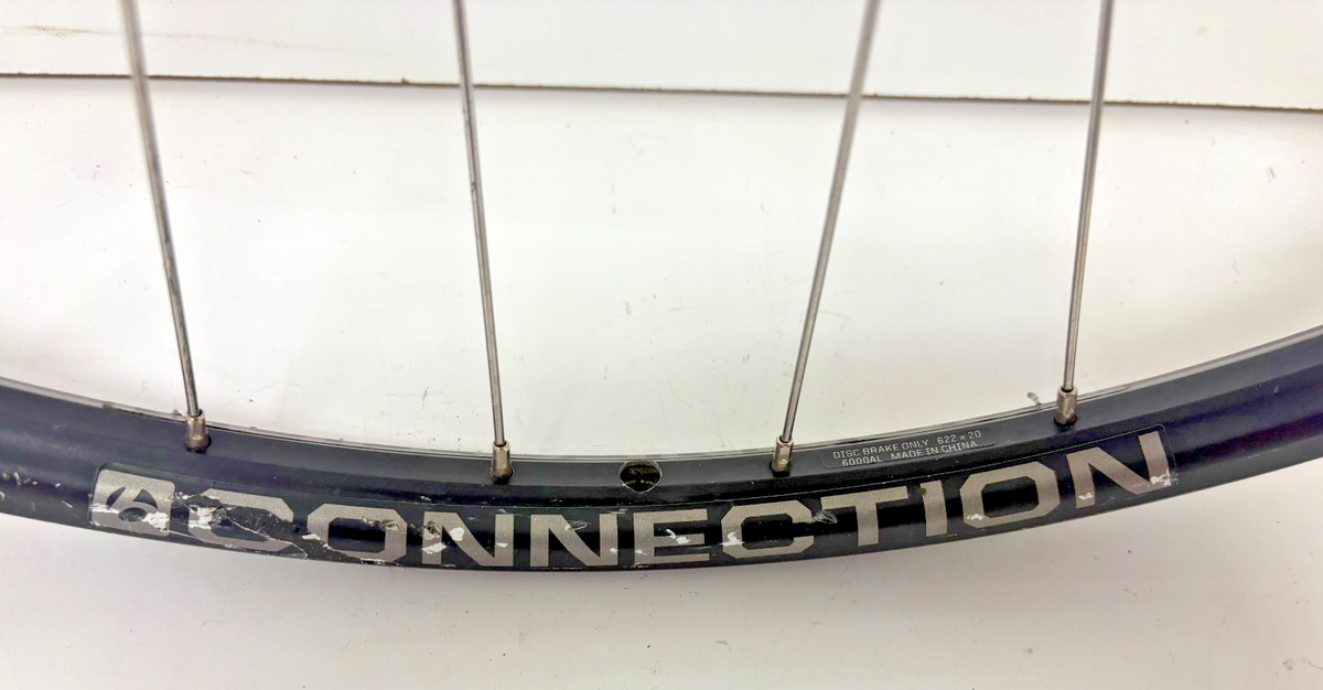 Bontrager Connection 32-Spoke Black Aluminum 622x21/700C/29er QR
