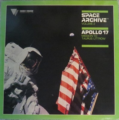 SPACE ARCHIVE APOLLO 17 MISSION TO TAURS LITTROW  W/POSTER & BOOKLET LASERDISC