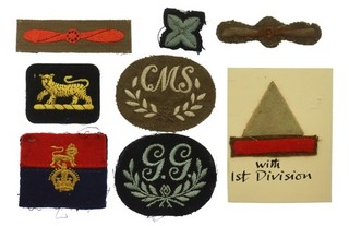 Small Lot of British Military Cloth Badges & Insignia #4