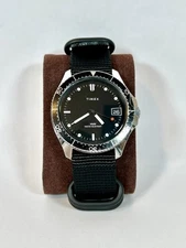 Vintage Timex Red Dot Men's Diver Manual Wind Lollipop Watch Luminous 39mm Black