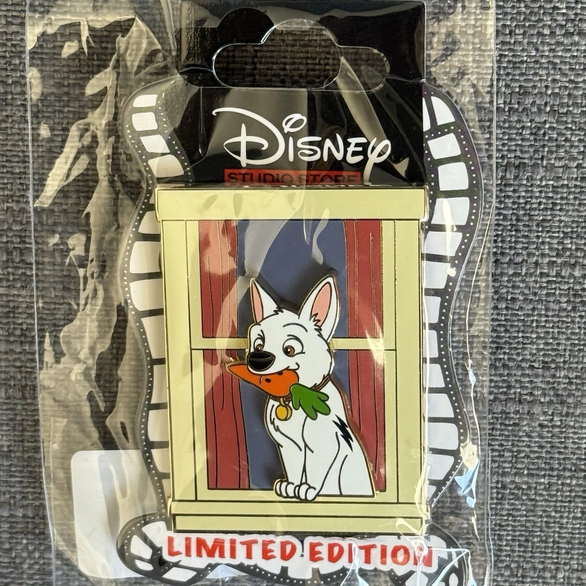 未使用　ディズニー　BOLT ボルト　スタンプ Bolt Disney Character Patches & Pins 1968-Now for sale | eBay
