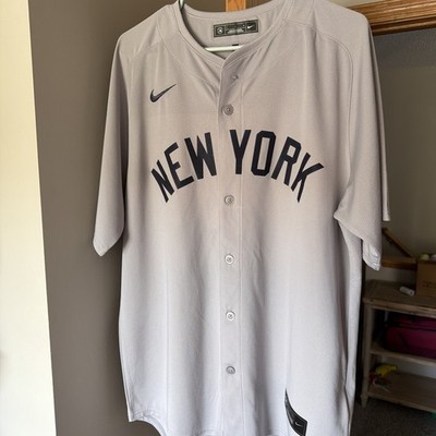New York Yankees Nike Gray Road Official MLB Large No Player Worn Once