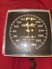 GEN-MED  Wall-Mounted Aneroid Manual Sphygmomanometer With 2 Cuffs