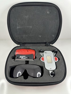 CRAFTSMAN 4-in-1 Laser Trac Level Kit w/ Case Wall & Surface Mounts Light Use