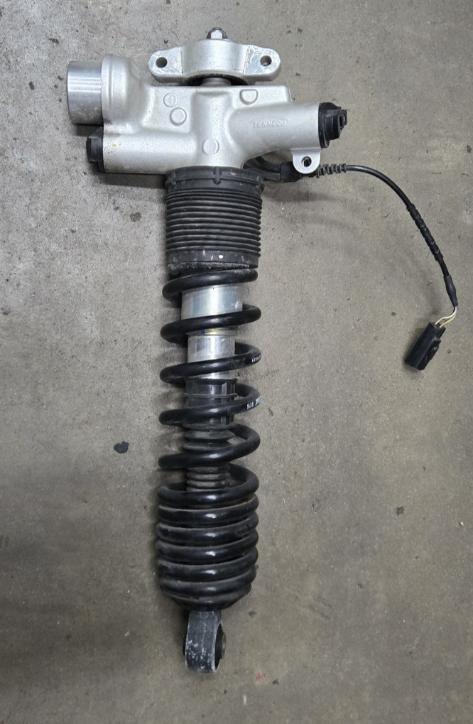 Genuine McLaren Right Front Shock Assembly 13BA148CP