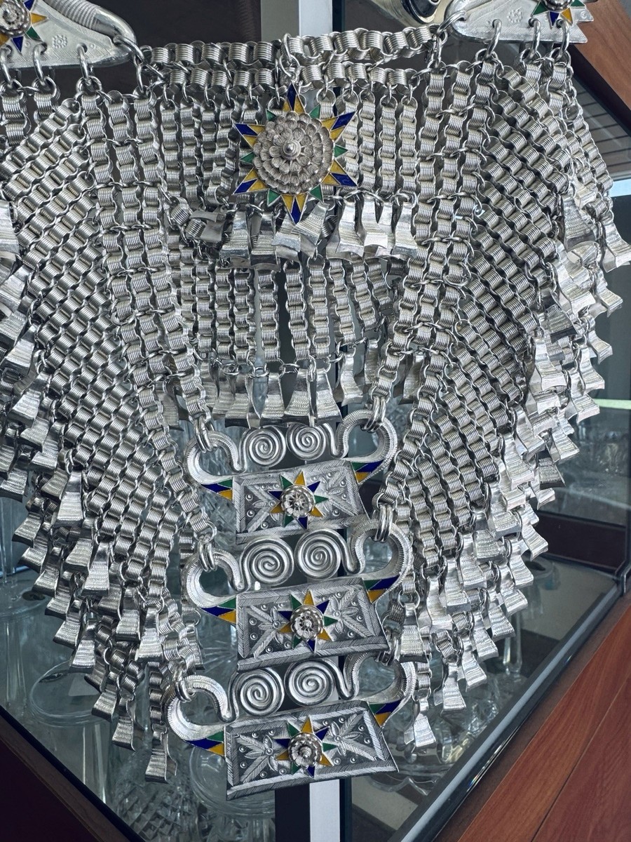 Vintage Hmong Silver 999 “Xauv Nyiaj” Tribal Necklace Rare