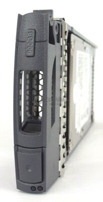 NetApp 1.2TB SAS Drive NetApp X425A-R6 1.2TB 10K RPM 2.5" SAS Hard Drive - For DS2246, FAS2240 Arrays Used NetApp Enterprise HDD - Foto 7