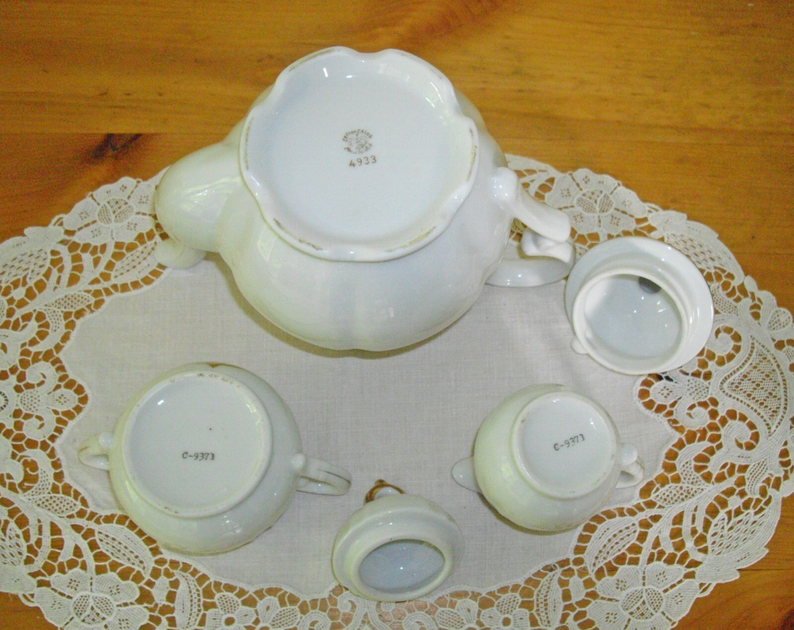 Vintage Lefton 50th ANNIVERSARY GOLD  Tea Pot w/ Lid + Sugar + Creamer Tea SET ~