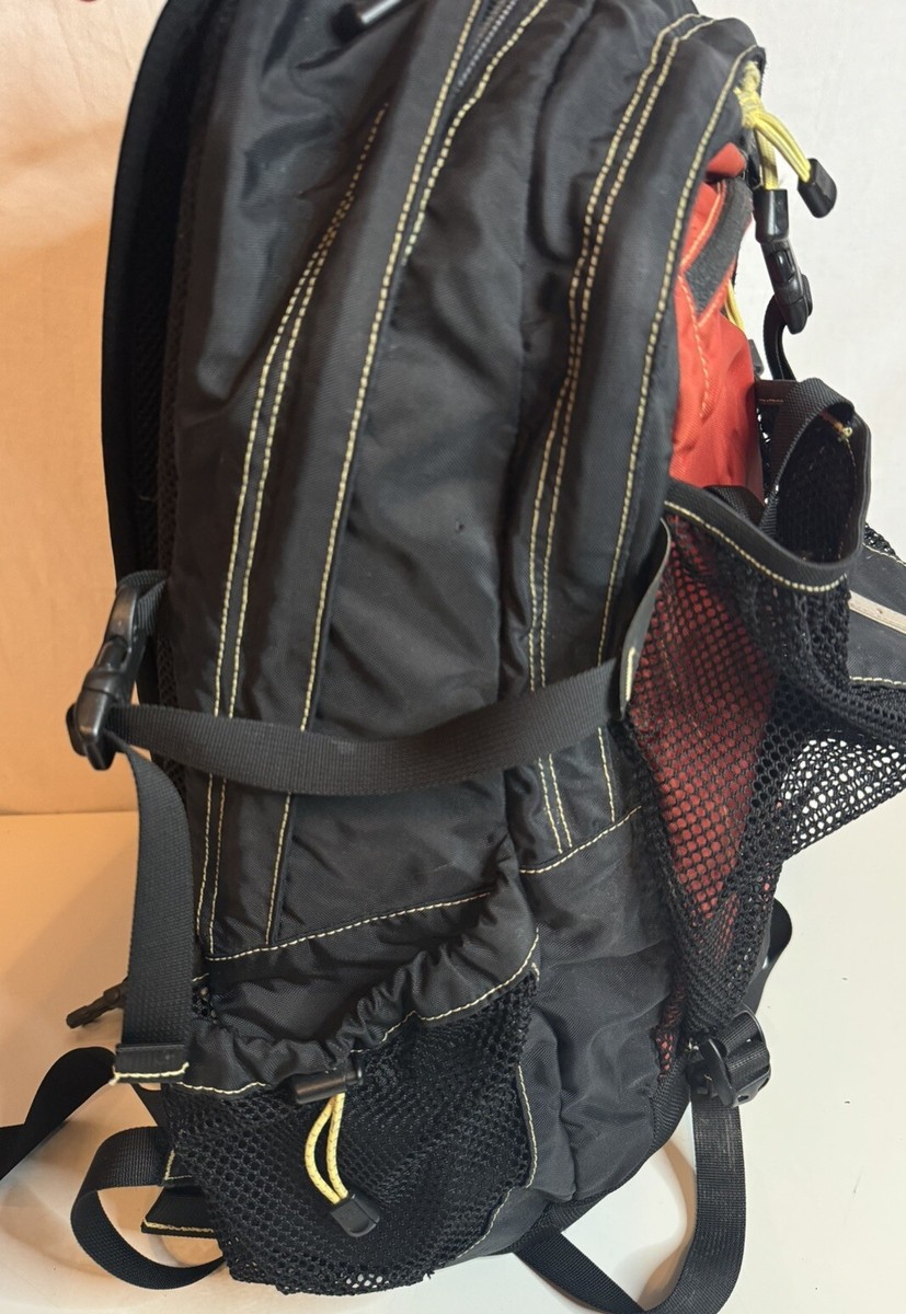 ば*様 THE NORTH FACE Pyramid Backpack 16L The North Face Carstensz PYRAMID 4884m Base Camp Camping