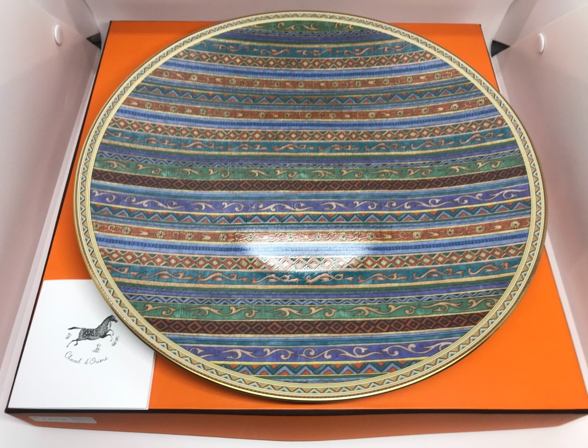 HERMES CHEVAL D'ORIENT Large Plate Presentation 31.8cm With