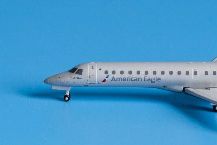 1:400 GeminiJets American Eagle Embraer ERJ-145 avión de pasajeros modelo fundido a presión Foto 2 de 4