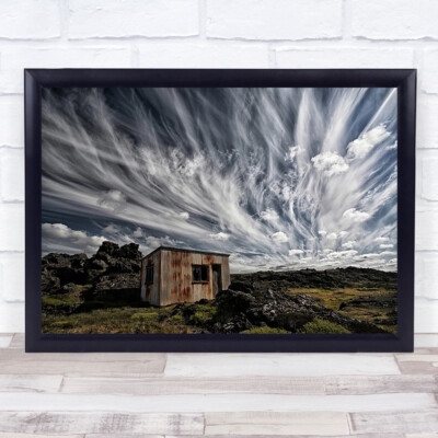 Flauschiger Himmel Wolke Hütte Hütte Island Rost Rostig Wandbild Kunstdruck