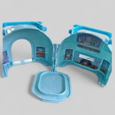 Scribble Scrubbie Arctic igloo playset, carrier, carrier only, locks, handle