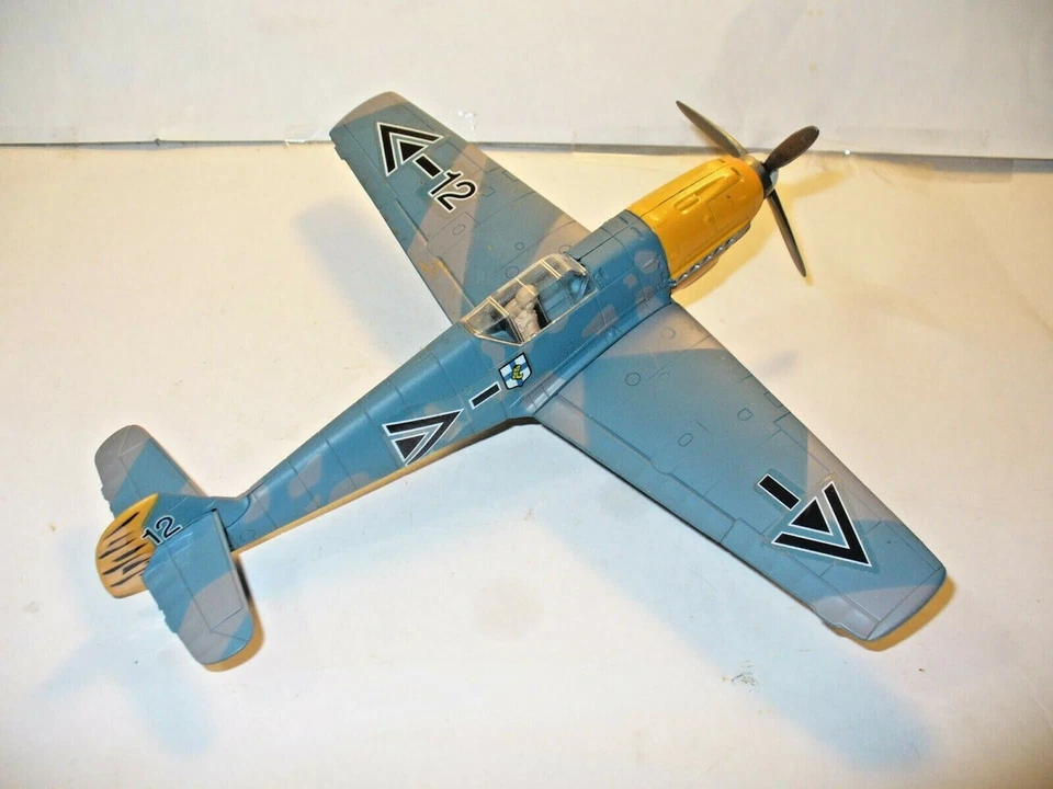 MESSERSCHMIT ME 109 E - modello in plastica scala 1/50 - Immagine 3 di 3
