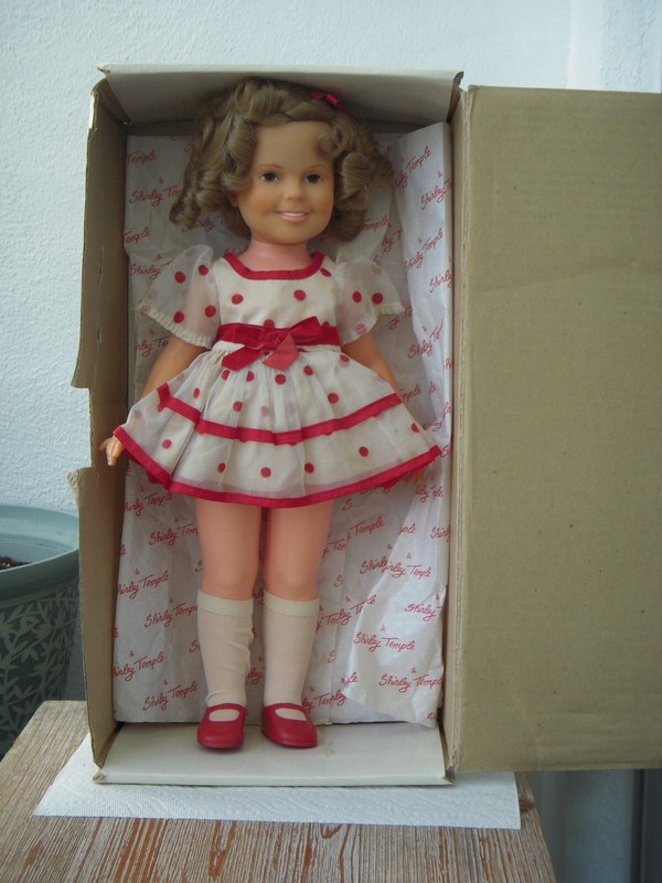 Vintage Shirley Temple Doll 1972 16" Stand Up and Cheer with Stand, Original Box