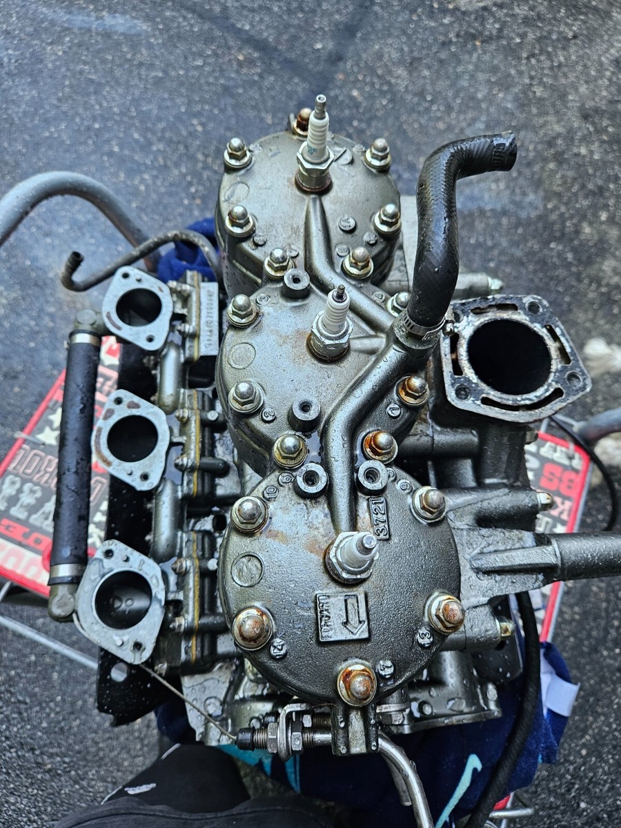 イカキング 1992 Kawasaki Ninja ZX7R ZX750K CRANKCASE BREATHER AIR REED