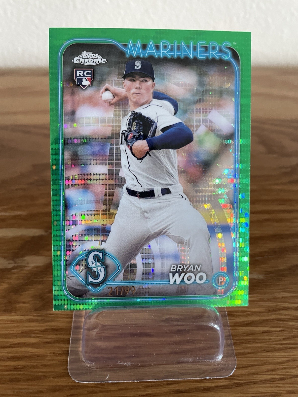2024 Topps Chrome Bryan Woo Green Sonar Refractor /99 #172 RC Mariners