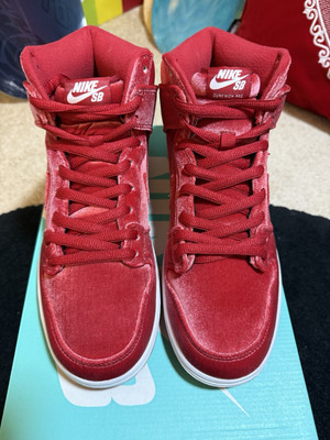 NIKE SB DUNK HIGH RED VELVET NEW DS AUTHENTIC RARE US 9.5 313171 661