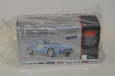 CMC 1:18 Aston Martin DB4 GT Zagato Racing Version Car, Blue