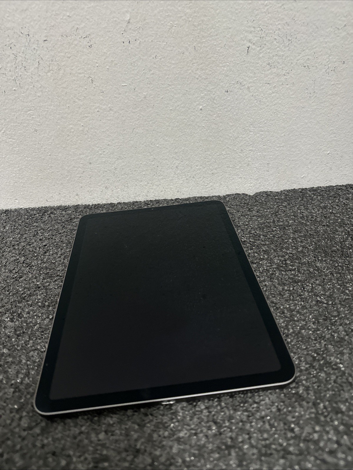 Apple iPad Air 4th Gen. 64GB, Wi-Fi, 10.9" - Space Gray - DAMAGED