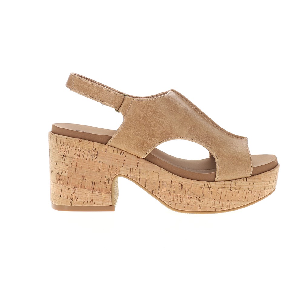 Женские коричневые повседневные босоножки Corkys Miss Carley на блочном каблуке с открытой спиной 41-0373-CA 13390₽