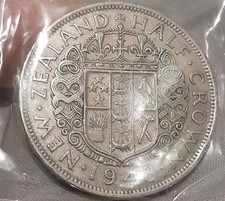 1948 New Zealand Half Crown - George VI - Very Fine Condition (NOT SlLVER)