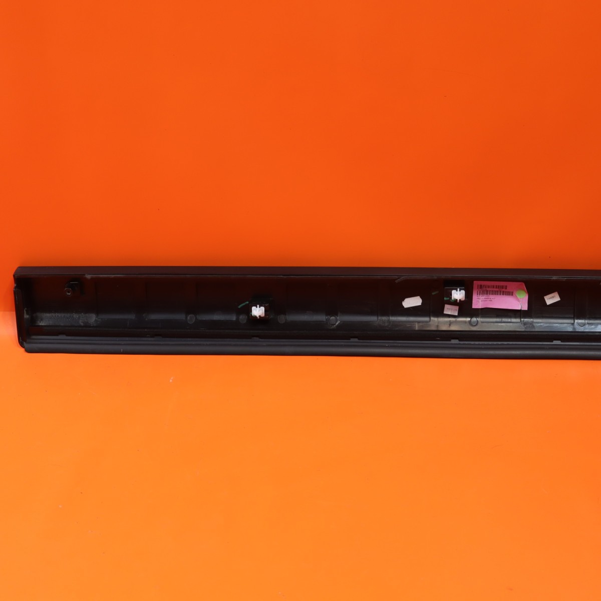 ROLLS ROYCE CULLINAN DOOR MOLDING LEFT FRONT 2017-2021 2022 2023 51137448585 OEM