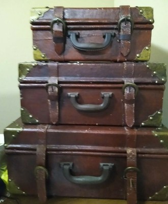 stacking luggage
