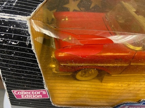 1957 Chevrolet Chevy Bel-Air Red Convertible Car 1/18 American Muscle NIB In Box - Picture 2 of 9