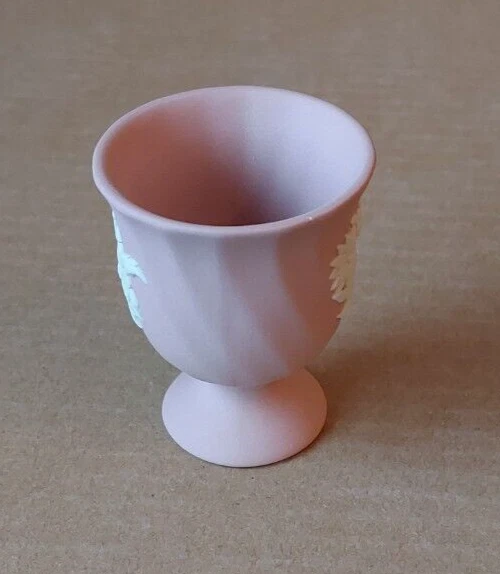 Wedgwood PINK Jasper FLORAL Twisted EGG CUP