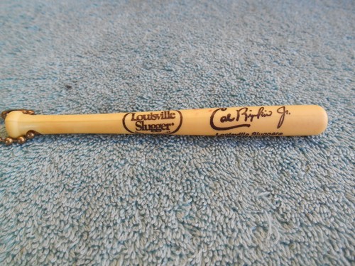 VINTAGE 1980's Cal Ripken Jr. 5" Louisville Slugger Bat Plastic Keychain Orioles - Picture 3 of 7