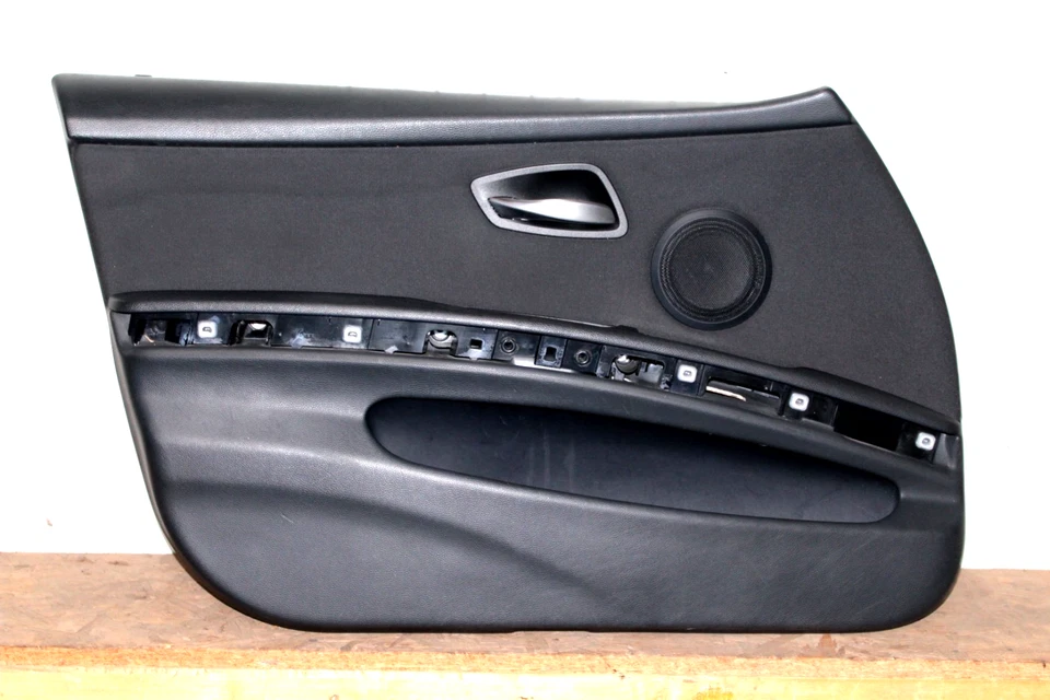 Panneau De Porte Avant Gauche BMW 3er E90 E91 / 7144545 / Année 2005-2008 - Photo 1/4