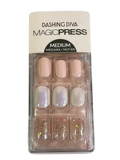 Dashing Diva Magic Press Nail Kit P011 Medium-Pearlized & Glitter 30 Nails  NEW