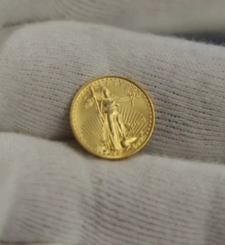 1996  US  Gold Eagle 1/10 oz $5 Nice Coin Unc..