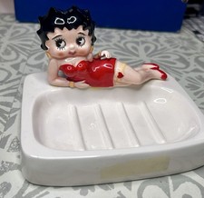 Vintage 1983 Rare Vandor Hand Painted Betty B...
