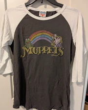 Junk Food Women’s T Shirt Medium M Retro Muppets Graphic Tee Gray Kermit