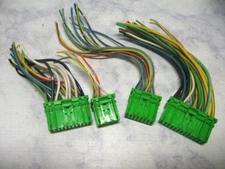 MD338138 Engine Computer wiring harness Connectors Montero Sport 3.0L V6 1997